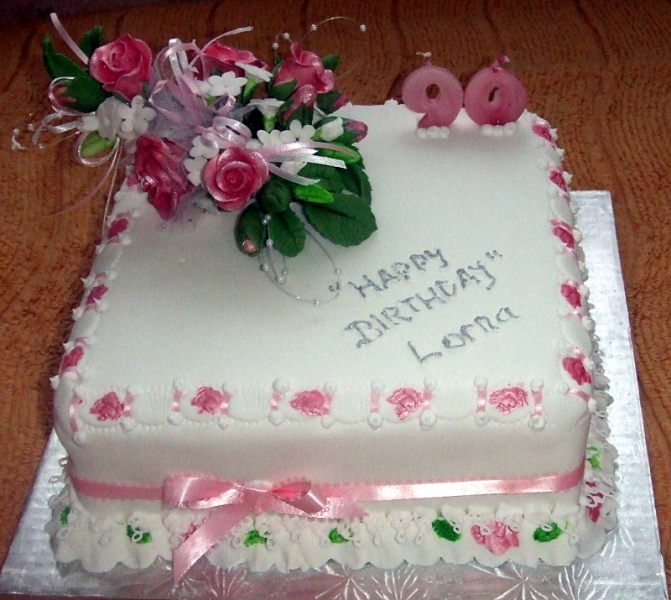 Lorna\'s 90th Birthday Cake