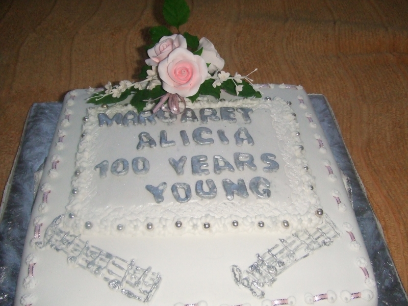 Margaret's 100th Birthday Cake