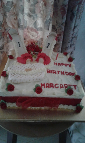 birthday cake 60th Margaret 8-12-2018