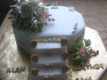 Heather's golden wedding cake